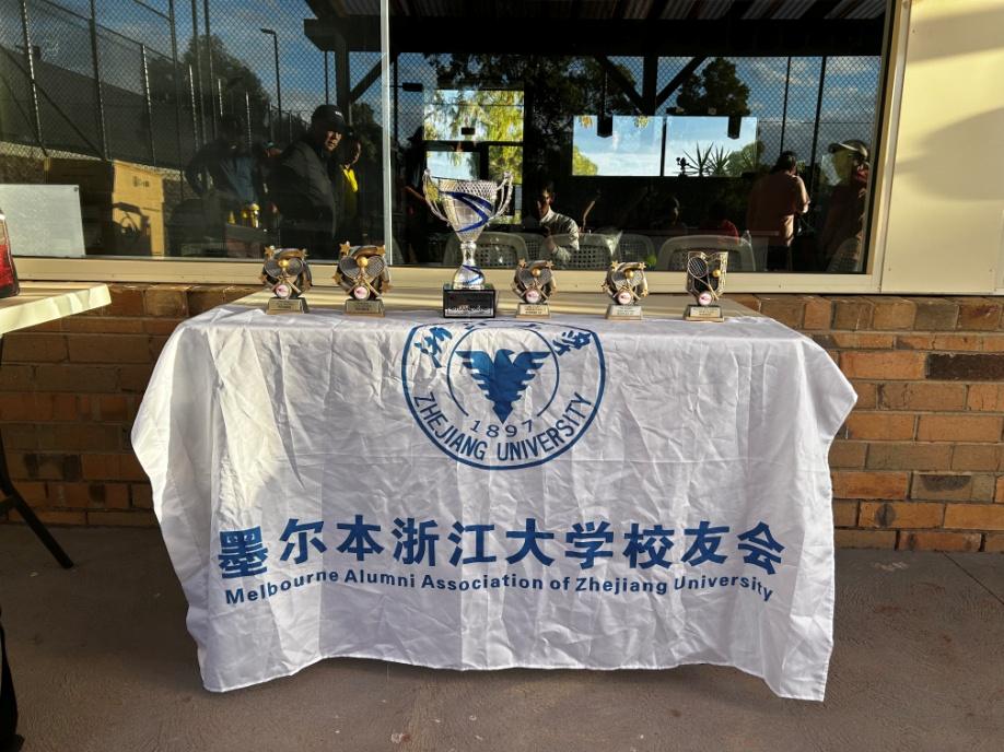 以球会友展风采 —— 与 GloBird 网球联谊赛现场照片 1