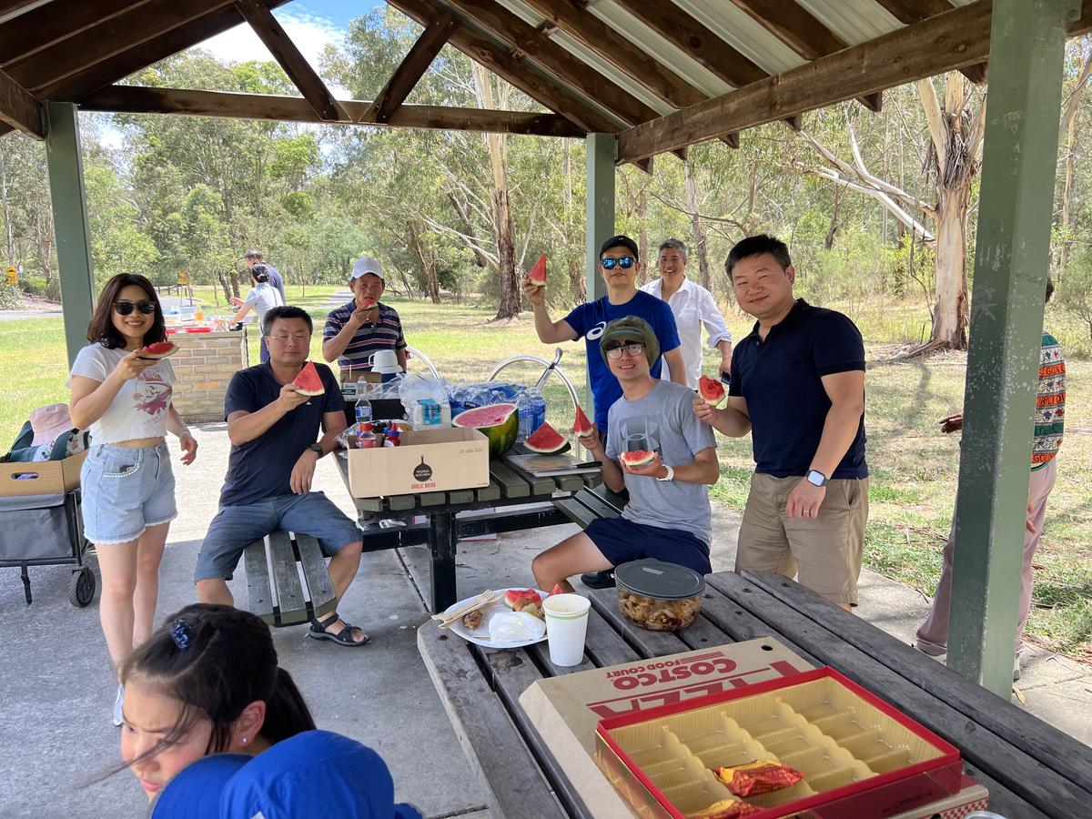 酷暑挡不住聚会热情 —— 新年午餐联谊活动现场照片 2