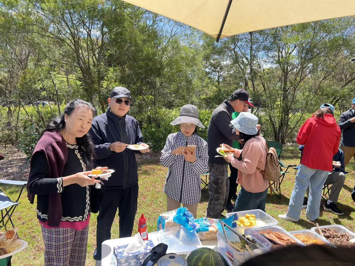 赏花烧烤·掼蛋争霸 —— 校友会植物园里迎新年现场照片 7