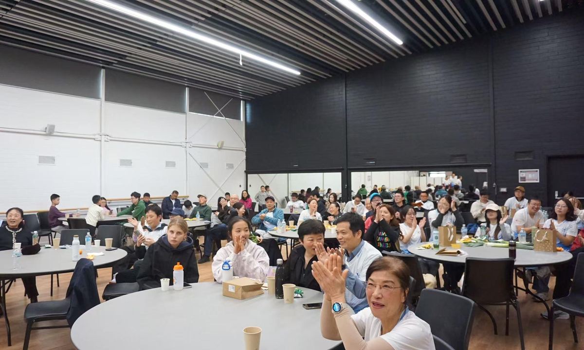 第三届校友会年会暨中秋联谊会圆满举行现场照片 8