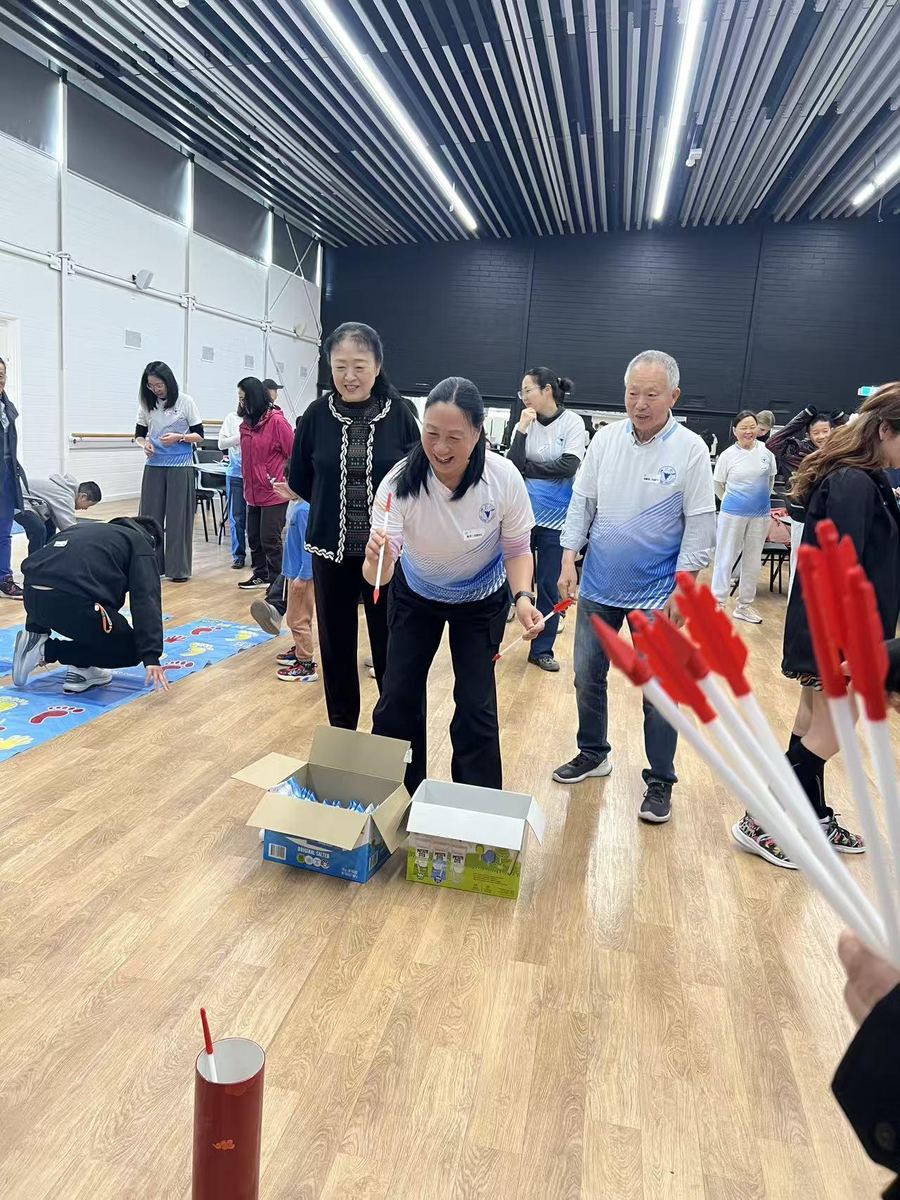 第三届校友会年会暨中秋联谊会圆满举行现场照片 30
