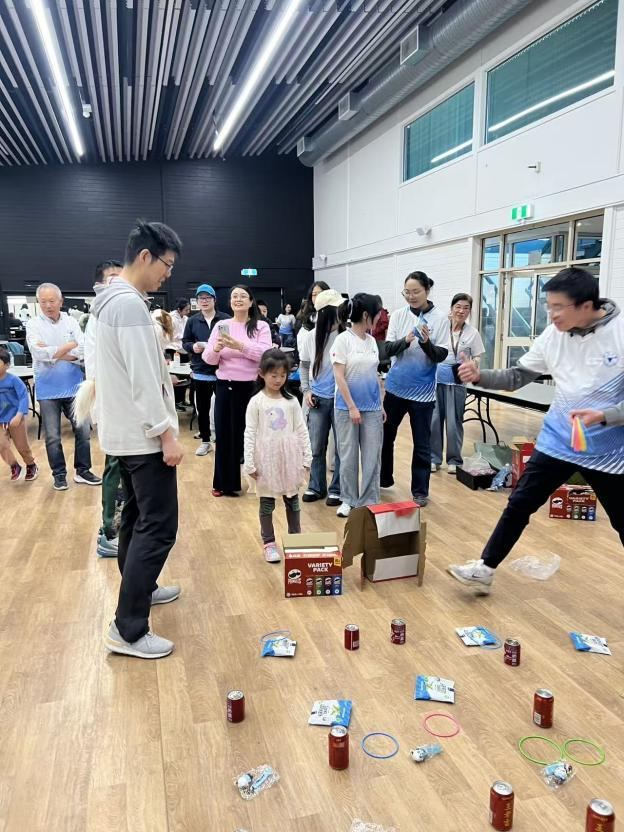 第三届校友会年会暨中秋联谊会圆满举行现场照片 31